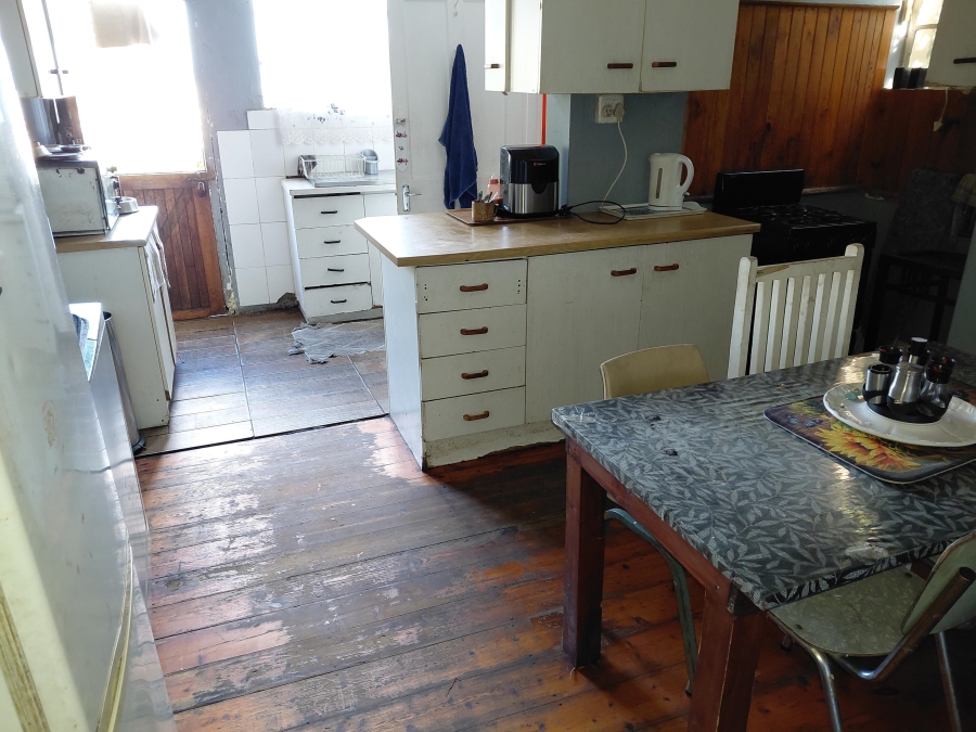 2 Bedroom Property for Sale in Uitenhage Central Eastern Cape